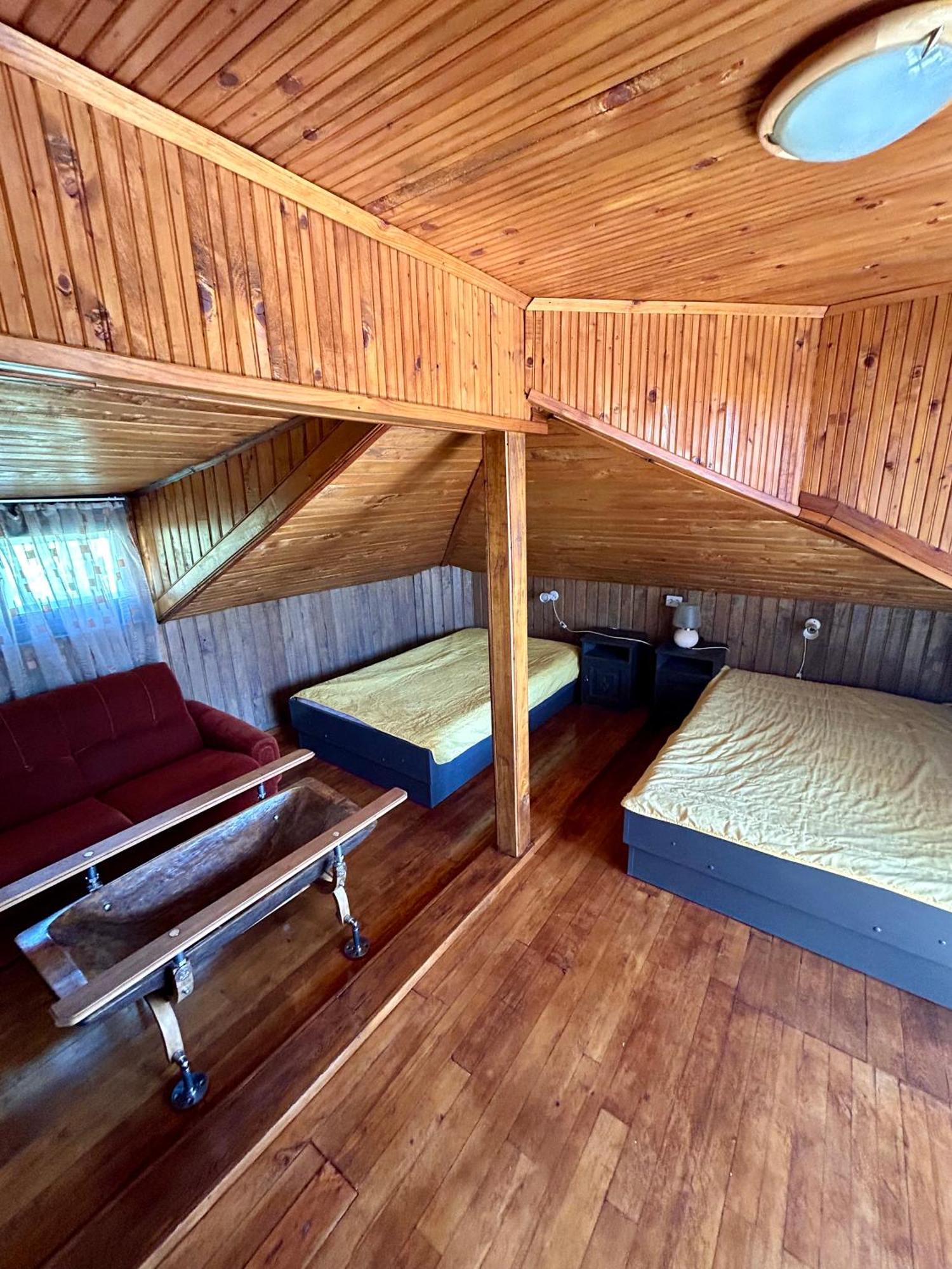 Luylyana Guesthouse Ribarica Exterior photo